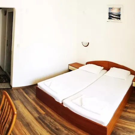 Konukevi Diana Self Check-in 3*