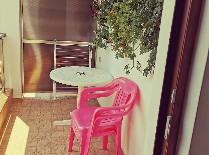 Diana Self Check-in 3*